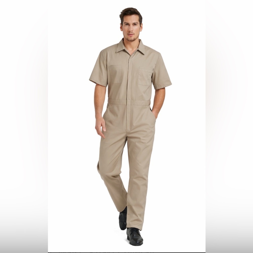 Men's Toptie Short-Sleeve Tan Utility Workwear Coverall, Size Large. RN 144517.